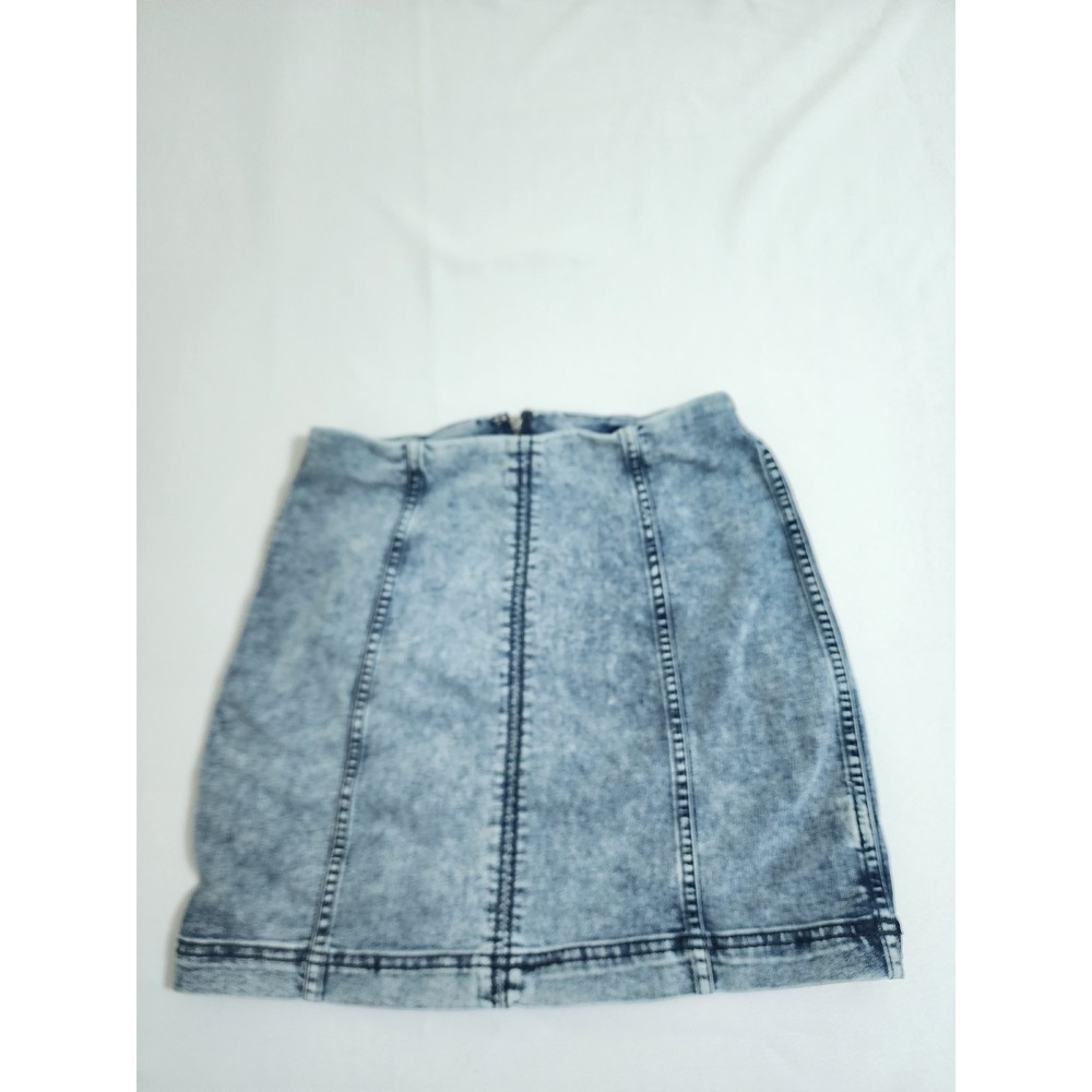 Free People Acid Wash Denim Mini Skirt Blue High Waisted Size 8 Panel Seam